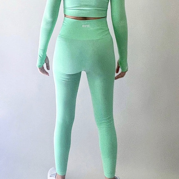 MATCHA SEAMLESS FULL LENGTH LEGGINGS - Picture 2 of 4